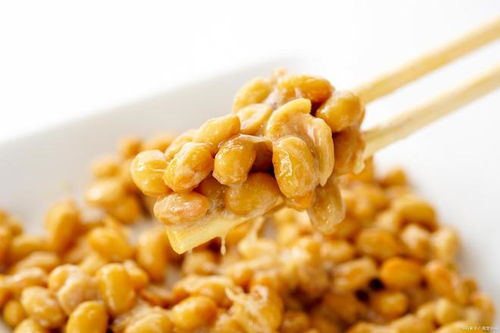 納豆概覽 一種源自日本的傳統(tǒng)發(fā)酵食品